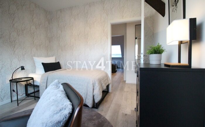 Gr. Whg. - Kl. Schlafzi. 1