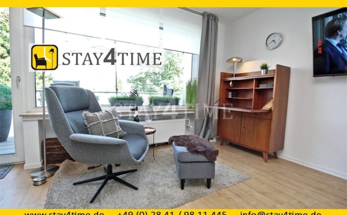 13. Wohnzimmer- und Bürobereic